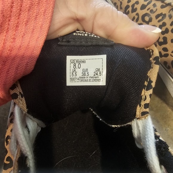Vans Leopard Print Women's Shoes - Picture 4 of 6